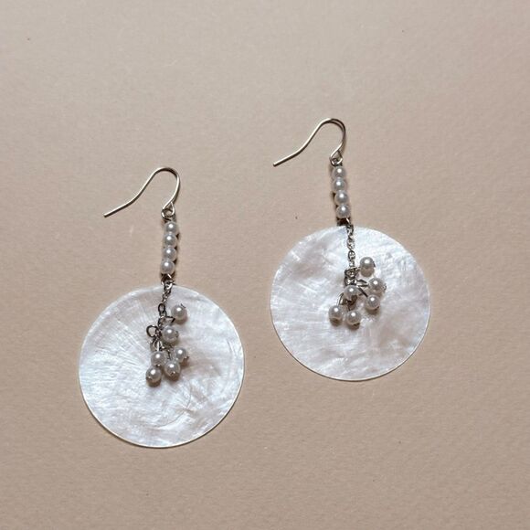 Shell Drop Earrings S1024 - Picture 3 of 4